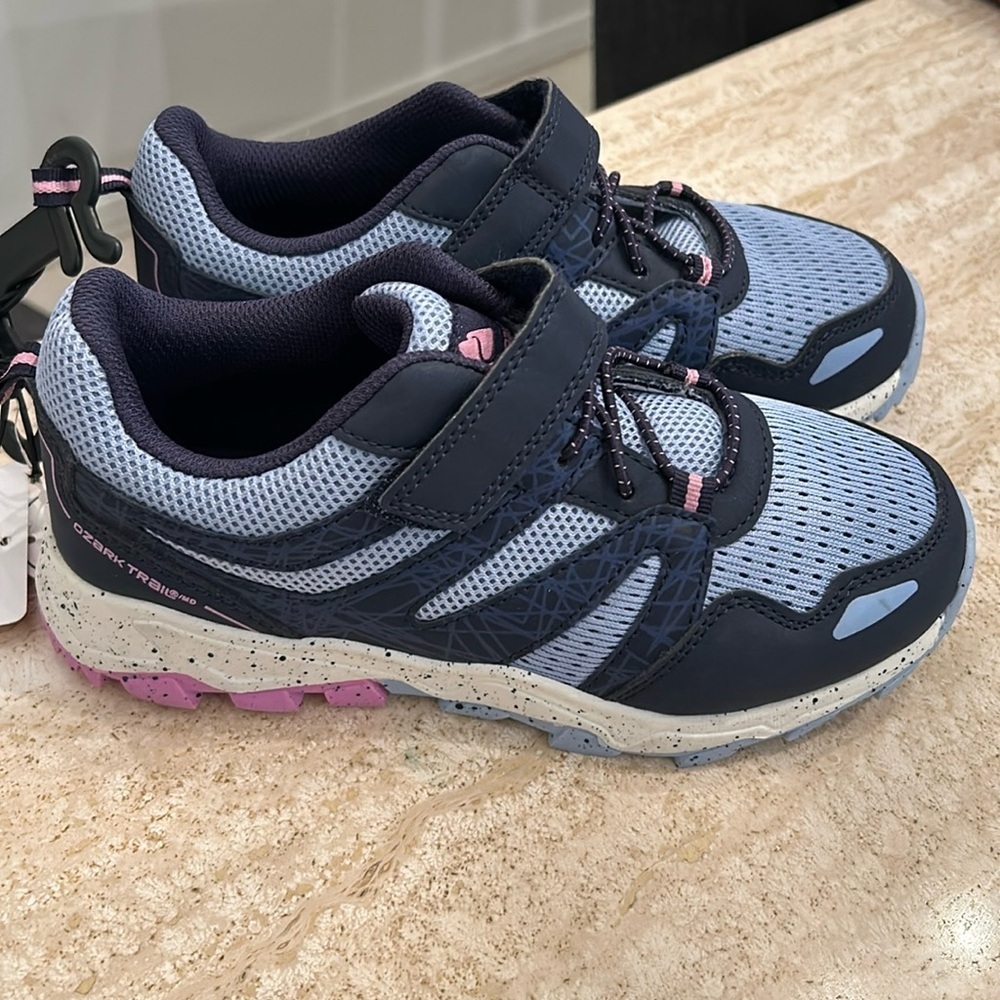 NWT Ozark Trail shoes size 2